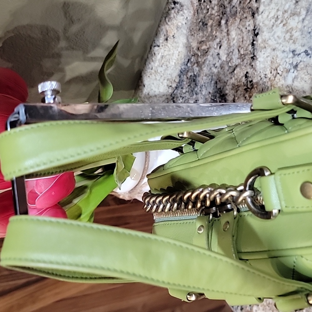 MCM EUC Leather Lime Green Quilted Satchel - Picture 5 of 11
